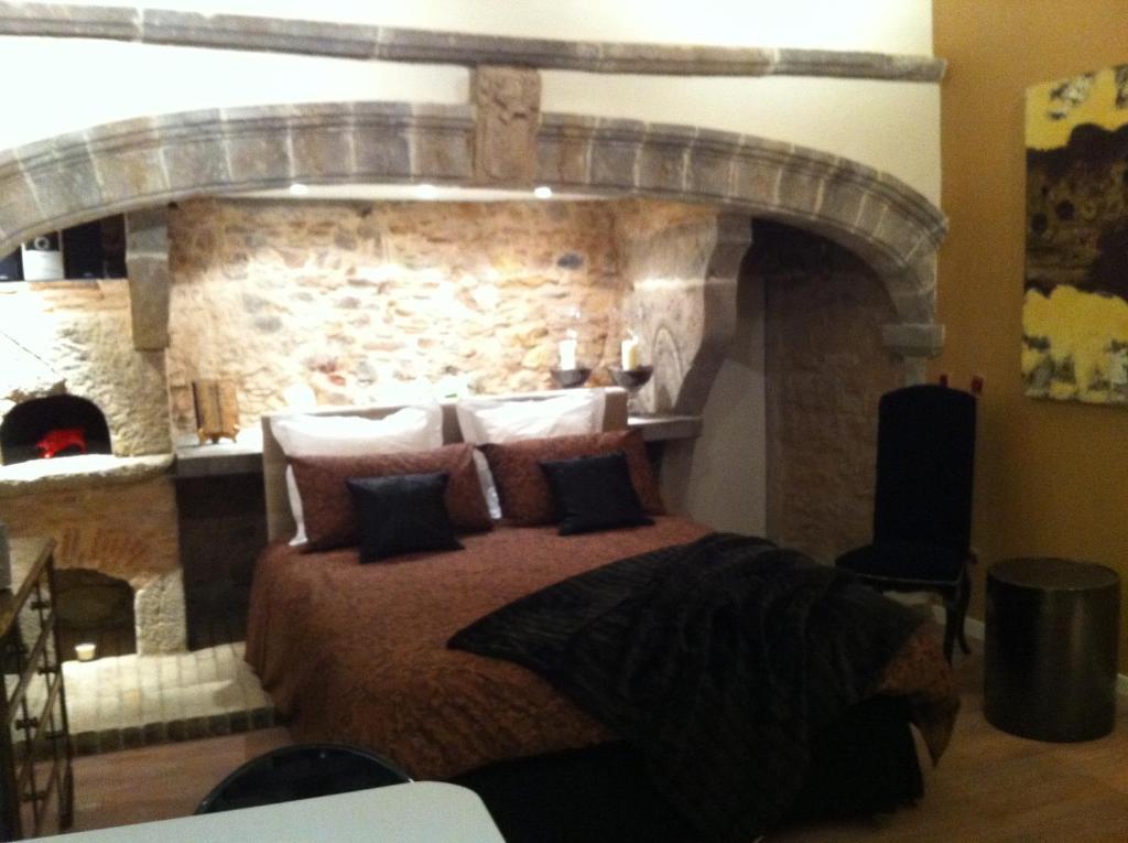 Loge Des 3 Maries Apartment Lyon Bagian luar foto